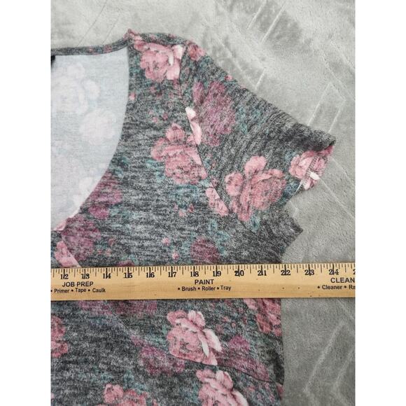 Torrid Size 2X Gray Floral Short Sleeve V Neck Knee Length Knit Dress - Picture 6 of 10